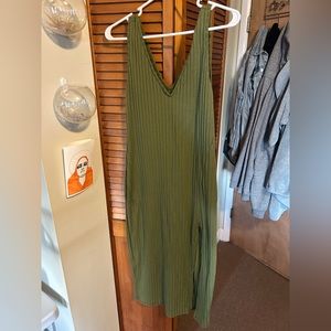 Lulus green midi dress